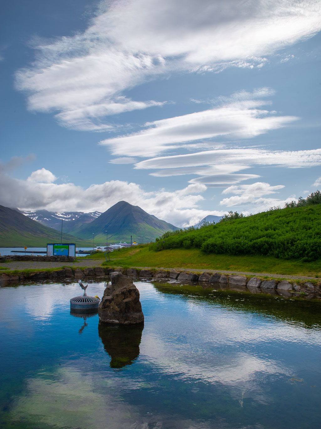 Pentax K-1 / 30 Pentax K-1   30