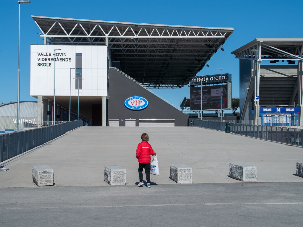 Pentax K-1 / 12 Pentax K-1   12