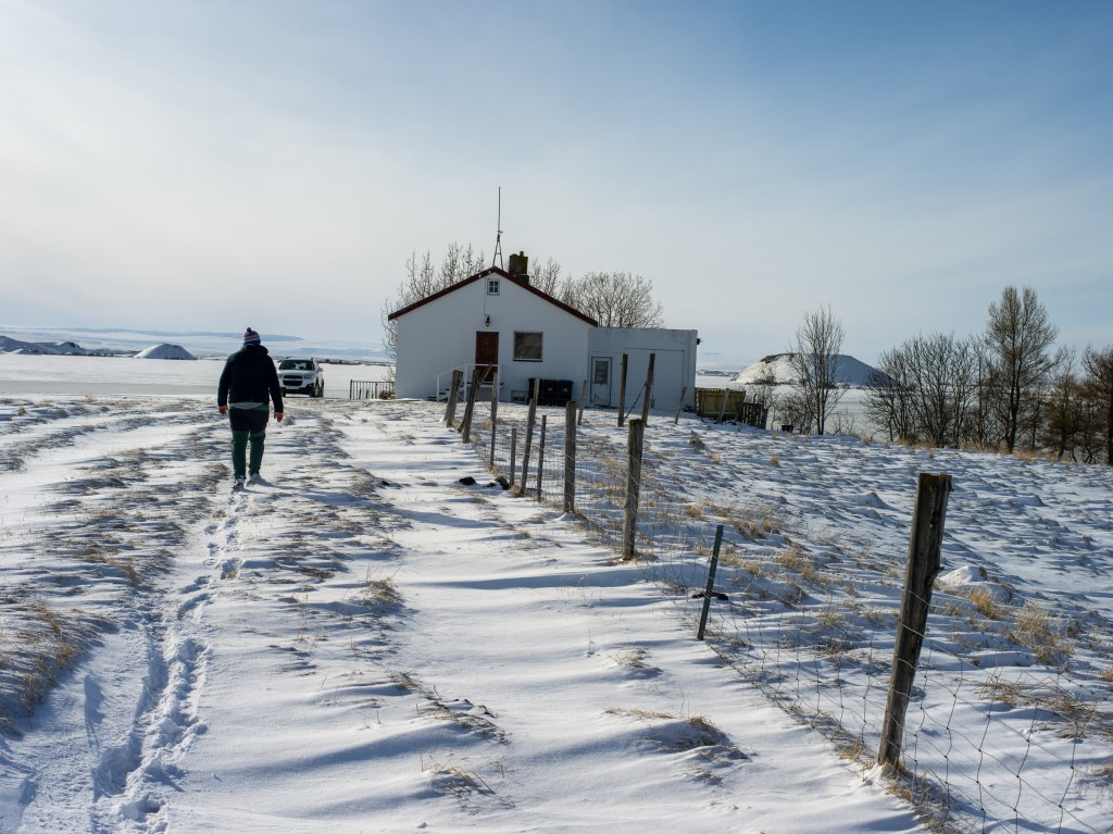 03-27-21-16.02.11.DNG