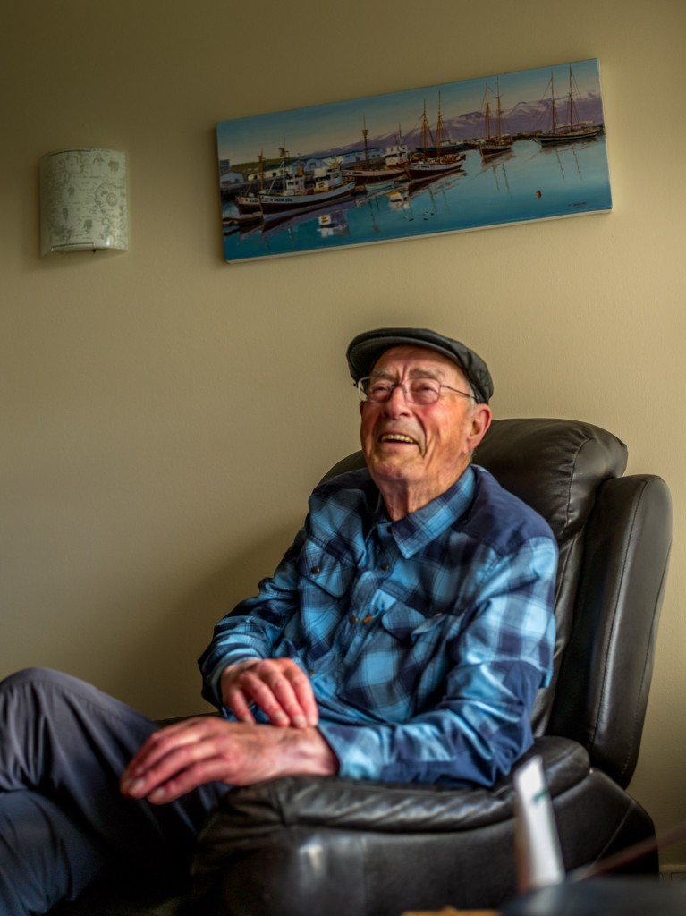 06-17-21-21.43.35.DNG