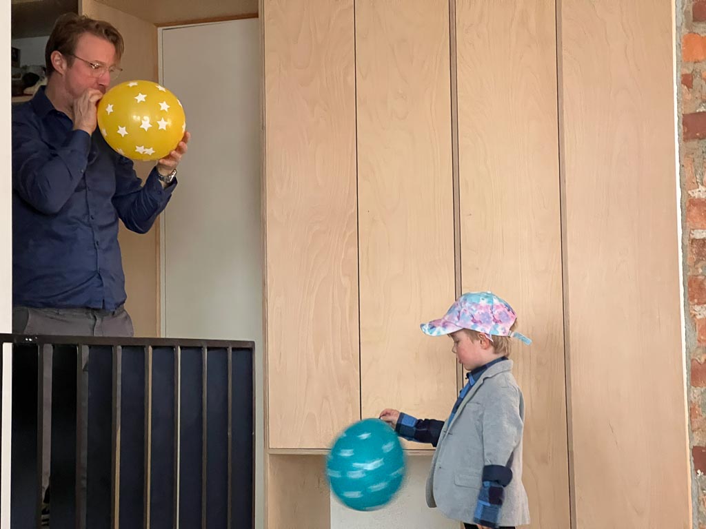 iPhone 13 Pro / 6 iPhone 13 Pro   6