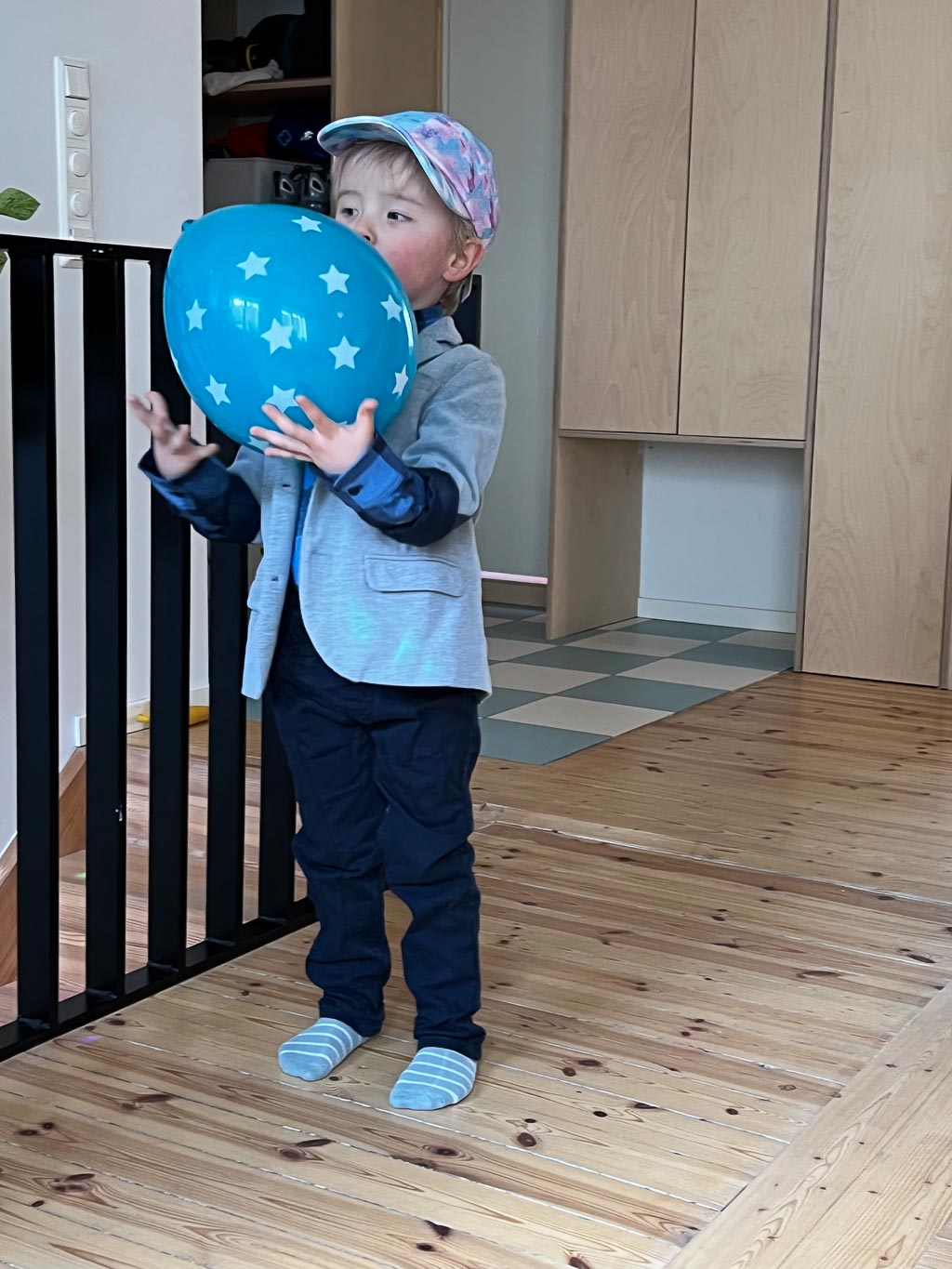 iPhone 13 Pro / 6 iPhone 13 Pro   6